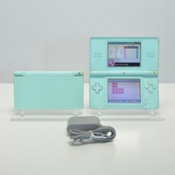 Nintendo Other - Nintendo DS Lite Console With Charger